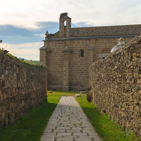 Hostel Divino Morales Arroyo de la Luz Екстериор снимка