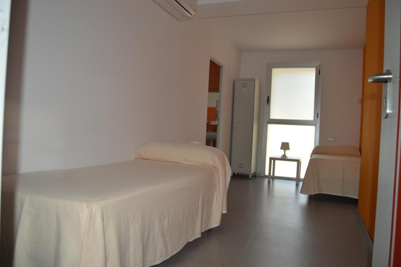 Hostel Divino Morales Arroyo de la Luz Екстериор снимка