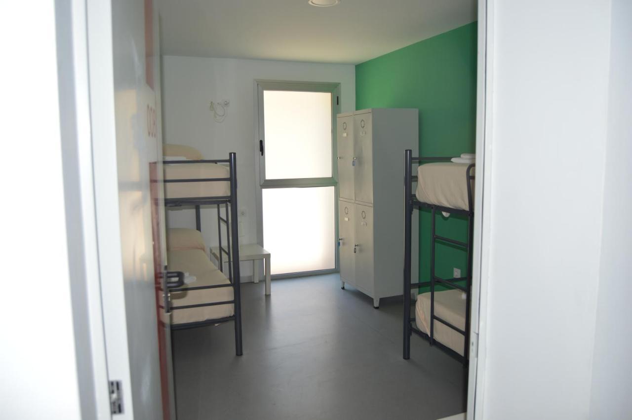 Hostel Divino Morales Arroyo de la Luz Екстериор снимка